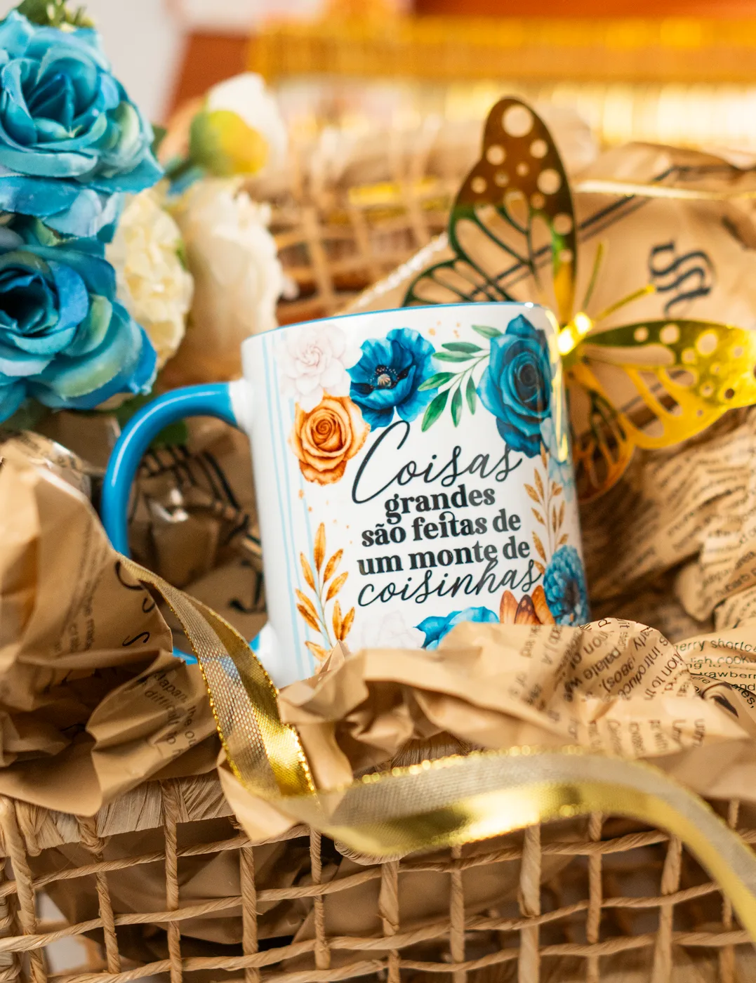 Caneca Coisas Grandes São Feitas de Coisinhas